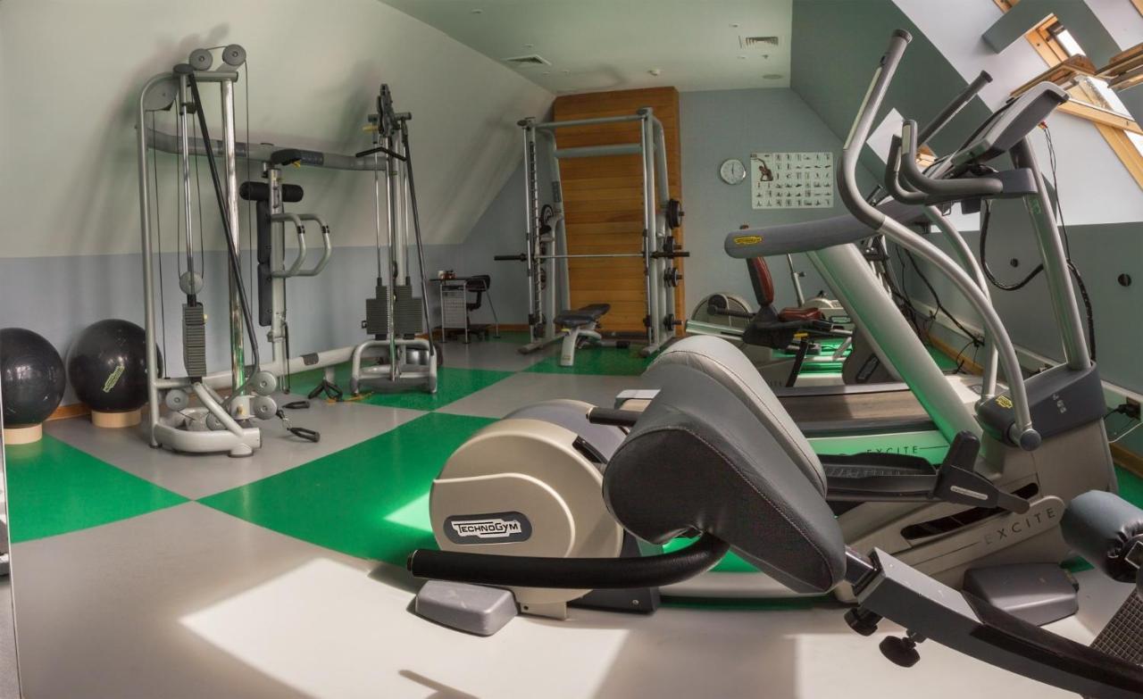 Wyndham Puerto Varas Pettra Екстериор снимка A gym in the UK