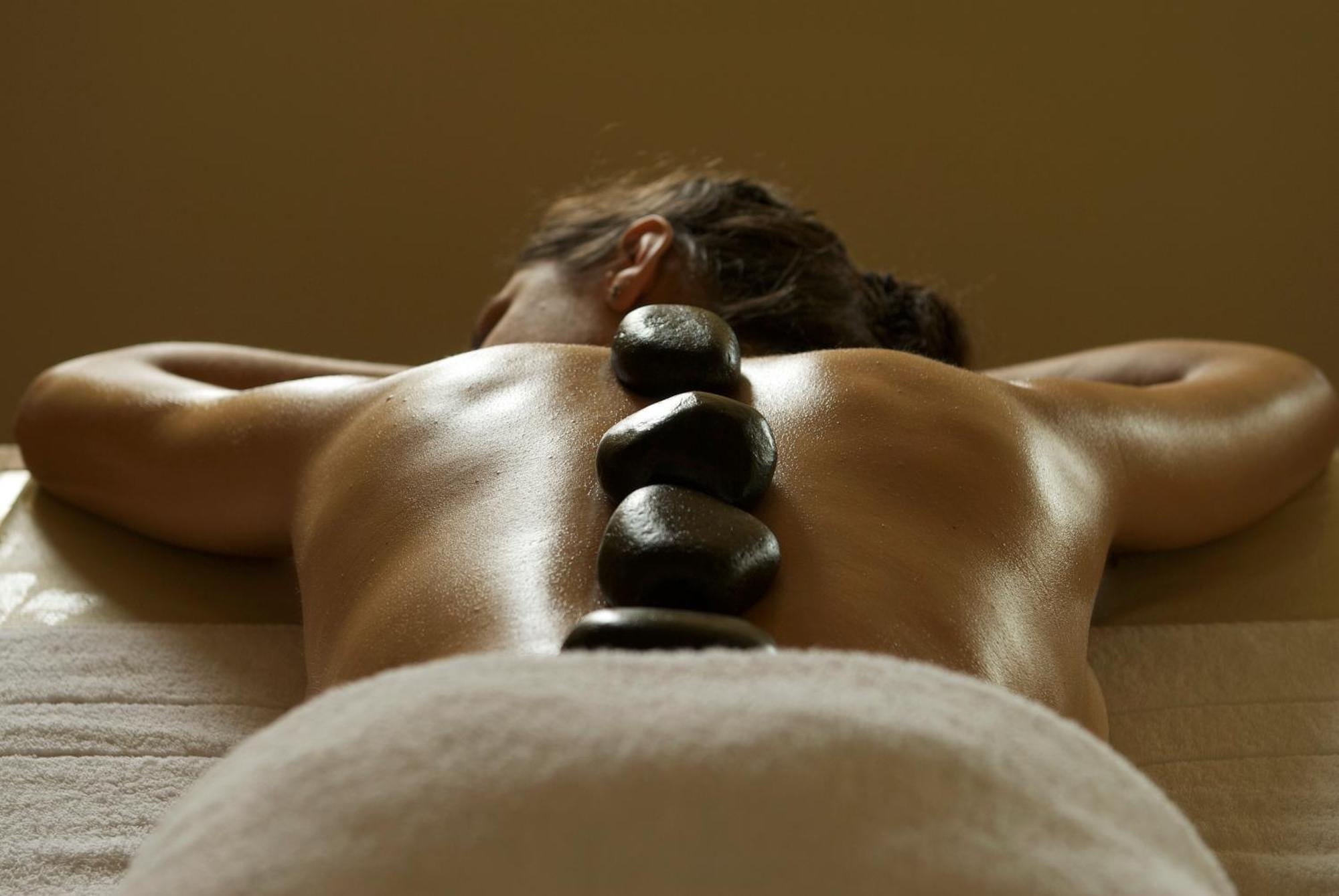 Wyndham Puerto Varas Pettra Екстериор снимка Hot stone massage